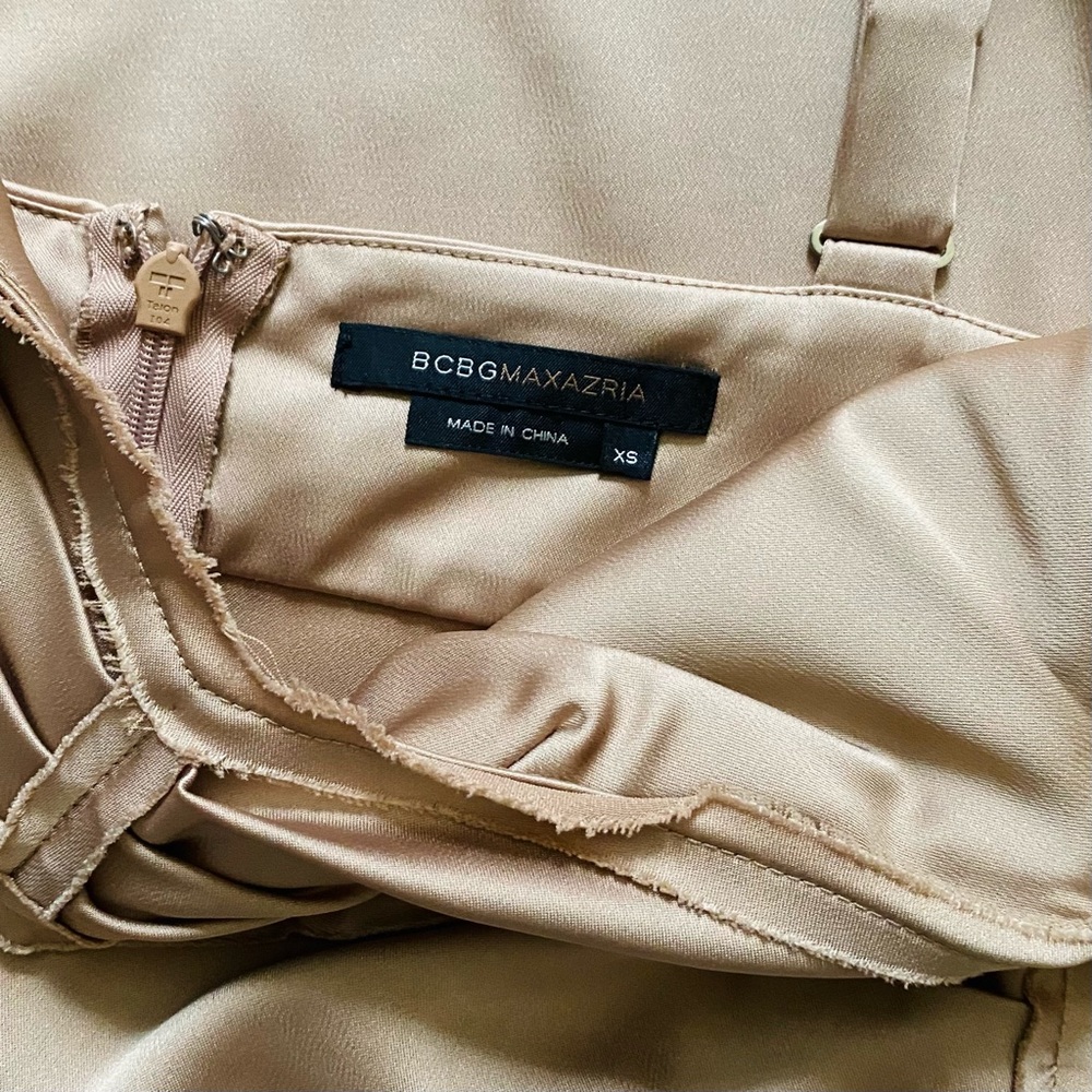 Champagne Satin BGBGMaxAzria Cocktail Dress - XS - Picture 4 of 4